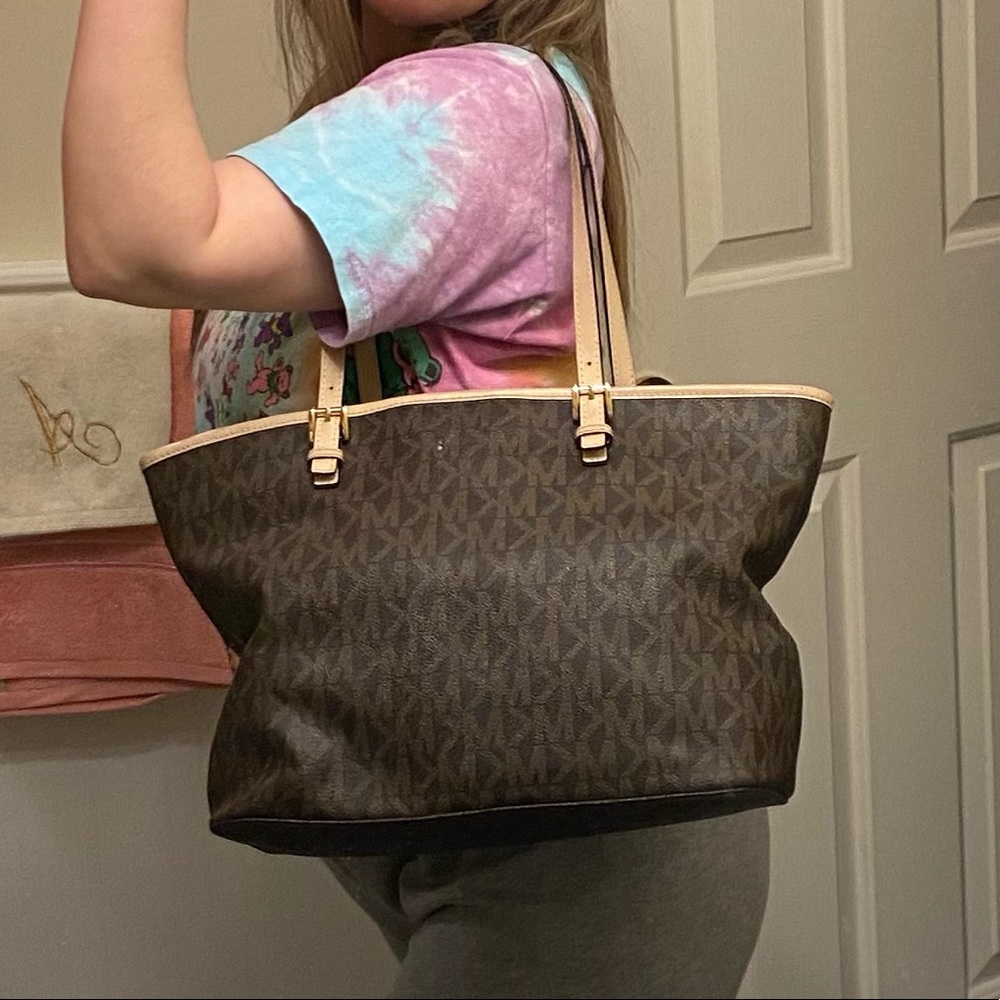 Michael Kors purse